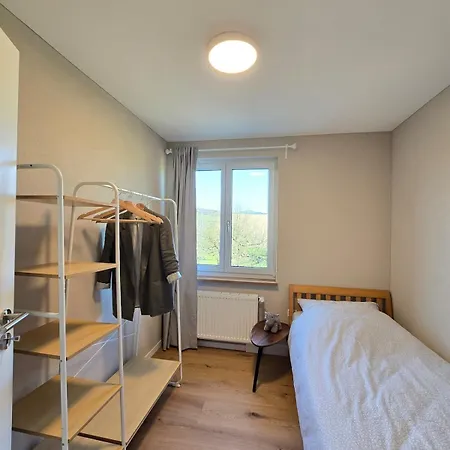 Charmante Mit 3 Schlafzimmer Und Balkon In Lejlighed Lörrach