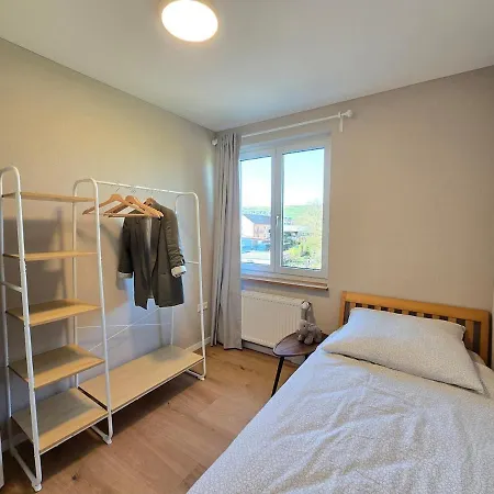 Charmante Mit 3 Schlafzimmer Und Balkon In