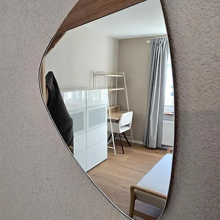 Διαμέρισμα Charmante Mit 3 Schlafzimmer Und Balkon In